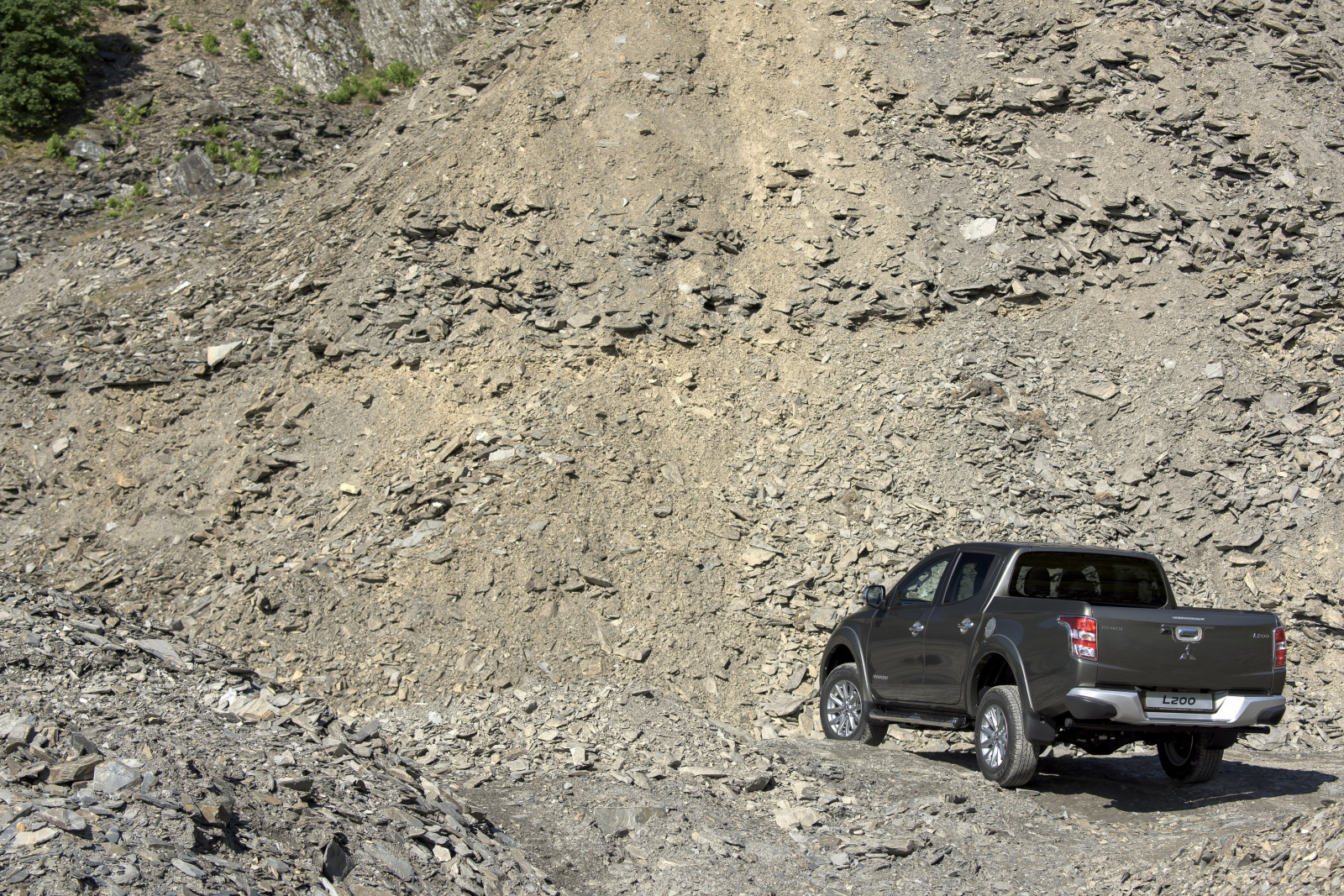 písek, auto, vozidlo, bláto, mitsubishi, asfalt, netcarshow, netcar, obrázky vozidel, photo auto, 2016, materiál, Verze L200 UK, půda, geologický fenomén, vádí, off road