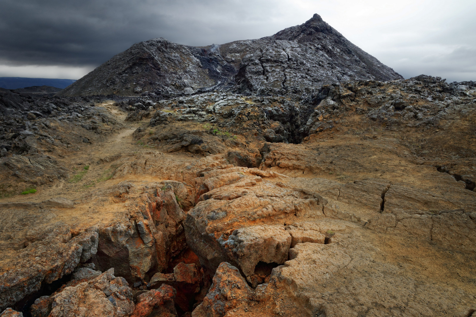 strada, bellissimo, paesaggio, isola, vulcano, lava, Islanda, vista, feroce, inferno, drammatico, cratere, Caldera, la zona, ruvido, vulcanico, eruzione, violento, Krafla