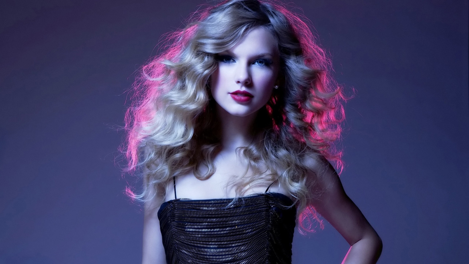 Model, blond, fotografia, sława, piosenkarz, niebieski, Taylor Swift, moda, włosy, śpiewanie, kolor, piękno, dama, Fryzura, 2560x1440 px, sesja zdjęciowa, Subkultura gotycka