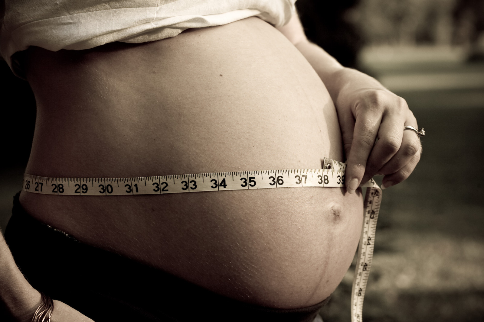 focení, těhotenství, těhotná, břicho, mateřství, babybelly, 34 týdnů, amandawilson, elidanielwilson