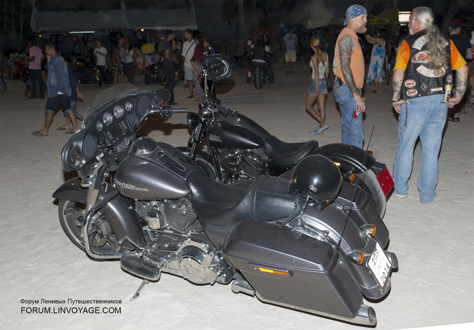 sort, gammel, nat, bil, motorcykel, køretøj, strand, musik, hjelm, aften, metal, HDR, hjul, læder, indiske, biker, Køre, Harley, motor, Oldboy, dreng, ride, cykel, Harley Davidson, super, at vise, moto, phuketian, rovdyr, uhyre, phuketphotographernet, forumlinvoyagecom, trike, bikelife, uge, Alian, Bik, motorcykler, jord køretøj, bil make, auto show