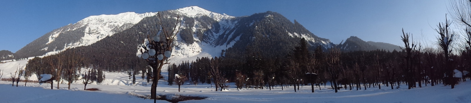 krajina, hory, Asie, nebe, sníh, zima, Indie, mráz, panoráma, údolí, divočina, Alpy, Himaláje, mount scenérie, zmrazení, vrcholek, Kašmír, hřbet, Terén, strom, hora, masiv, piste, horských reliéf, geologický fenomén, pohoří, ledová landform, cirkus, mountainsnow, Himaláje, Arte, Pahalgam, Betaab, Betaabvalley, Betaabvalleypanorama
