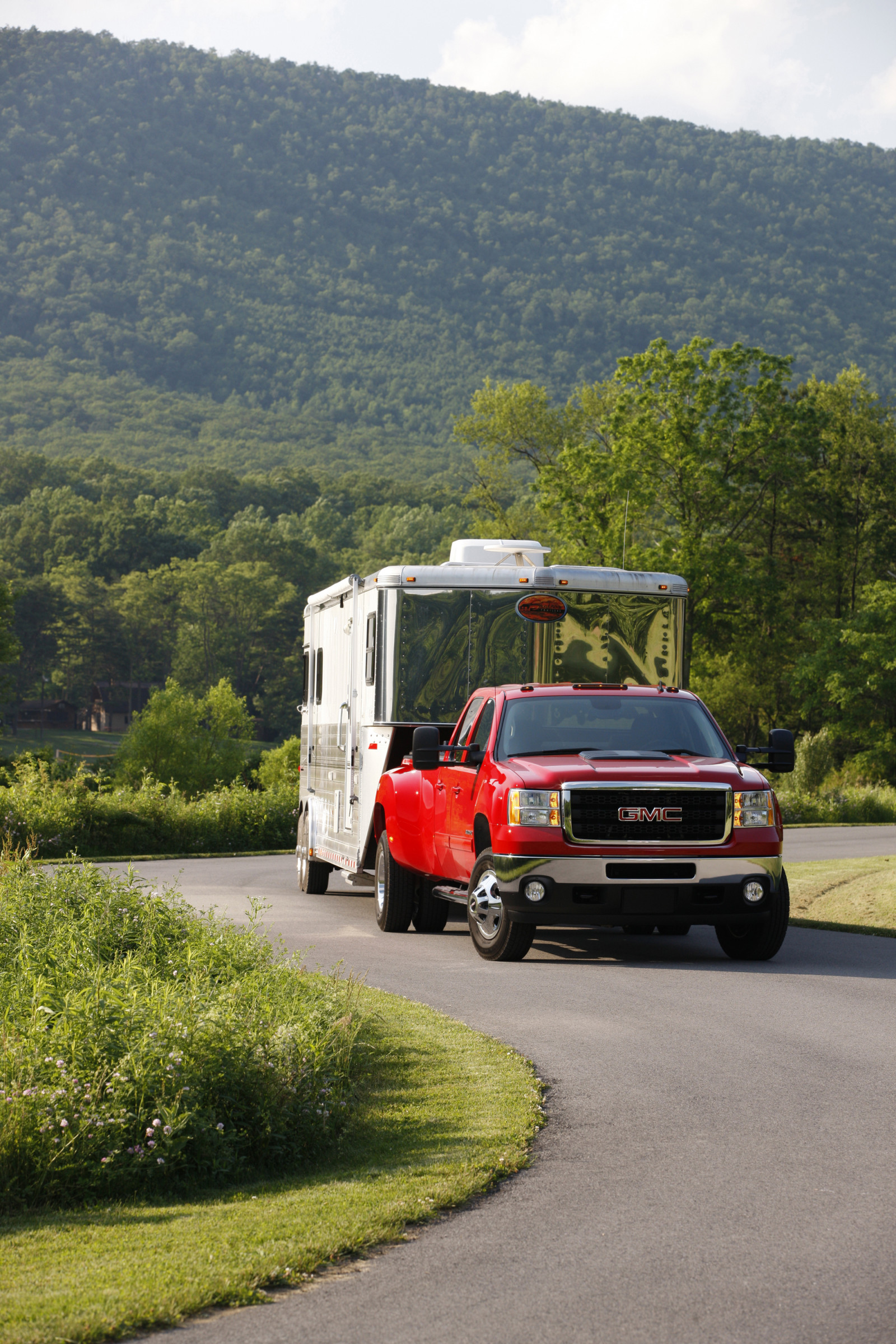 auto, vozidlo, GMC, doprava, nákladní auto, netcarshow, netcar, obrázky vozidel, photo auto, 2014, Sierra 3500 HD, road trip, off road