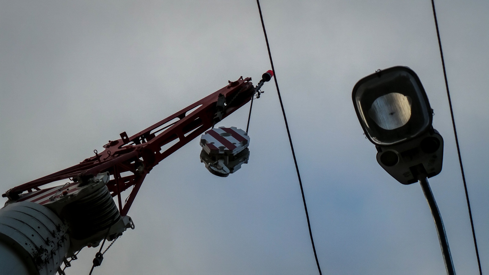 modrý, Červené, nebe, bílý, elektrický, mraky, jeřáb, pouliční lampa, pruhy, malý, přes, Samsung, úhlopříčka, kabely, Adelaide, sturtstreet, theen, Bežný, Pečlivě