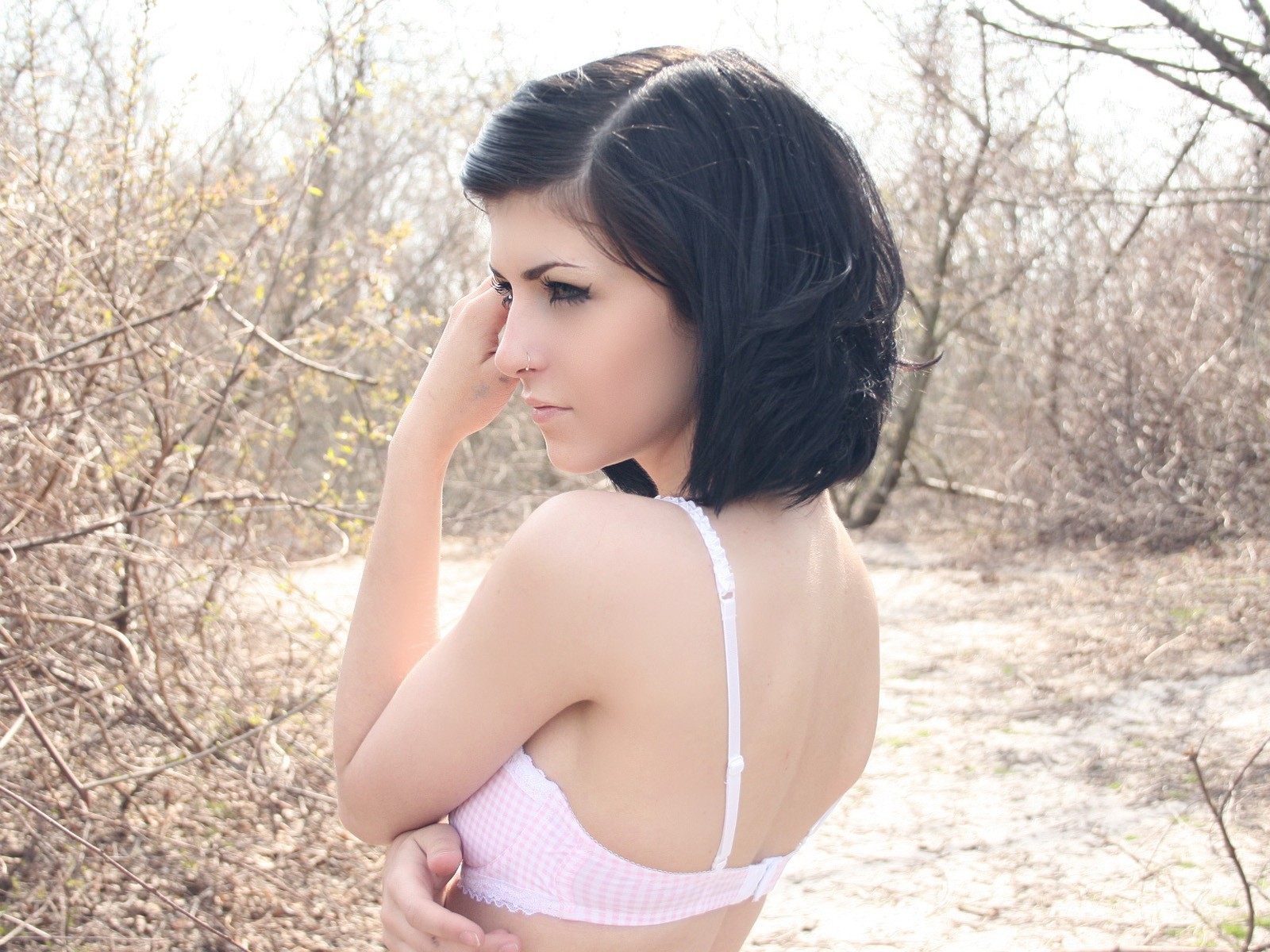 tvář, ženy venku, ženy, model, dlouhé vlasy, Příroda, venku, fotografování, černé vlasy, tmavé vlasy, podprsenka, vlasy, Osoba, oblečení, dívka, krása, dáma, noha, blond, účes, portrétní fotografie, focení, hnědé vlasy, umění model, břicho, Lidské tělo, kufr, stehno, hlubotiskové idol, spodní prádlo, japonský idol