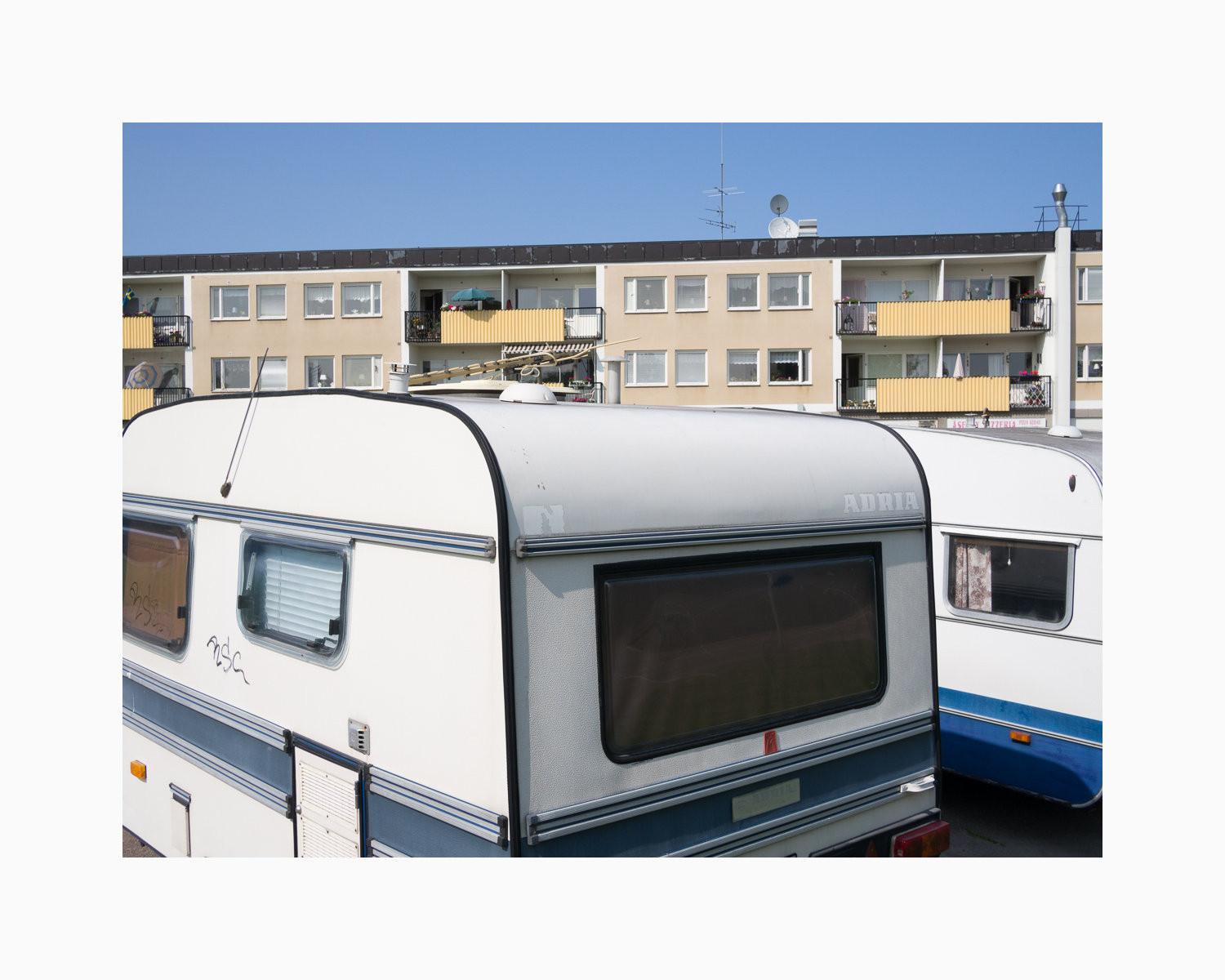 veicolo, soleggiato, Svezia, Sverige, EM5, esterno automobilistico, prodotto, panasonic20mmf17, Dalarna, Borlange, camper, condominio, ludvikav gen, Selby