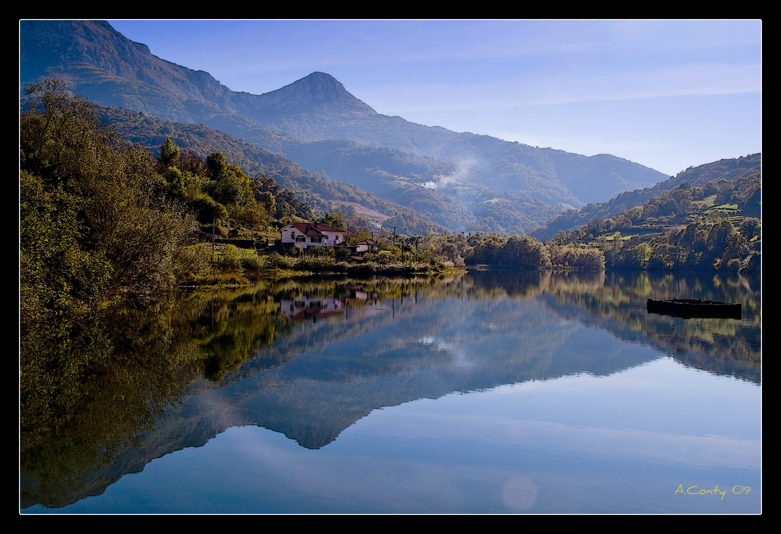 sollys, landskab, bakke, sø, vand, natur, afspejling, himmel, berolige, aften, morgen, flod, Canon, horisont, atmosfære, Nationalpark, fjorden, dal, ødemark, Alperne, Bank, mount landskaber, sø område, vådområde, Sky, træ, efterår, blad, bjerg, daggry, vandløb, reservoir, tarn, asturias, highland, loch, computer tapet, bjergrige landskabsformer, bjergkæde, hill station, faldt, Fjord, vandressourcer, ea1kb