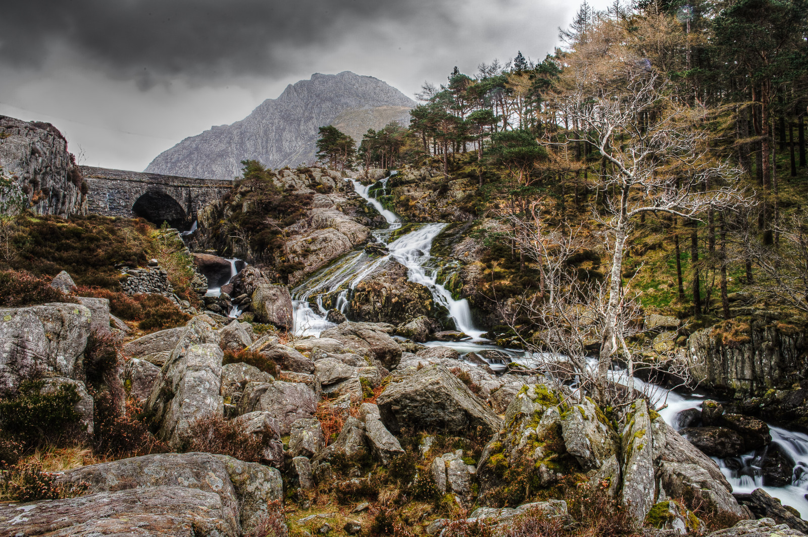 Welsh Man Fall Wallpaper : mountain, fall, water, Wales, waterfall, falls, mount ...