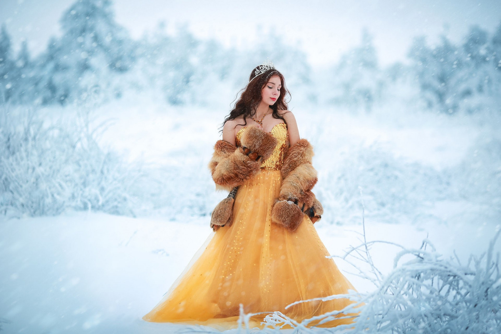 Frauen im Freien, Frau, Modell-, Schnee, Winter, Fotografie, Kleid, Romantik, Jahreszeit, Frau, Braut, Foto, Kleid, Fotoshooting, Zeremonie