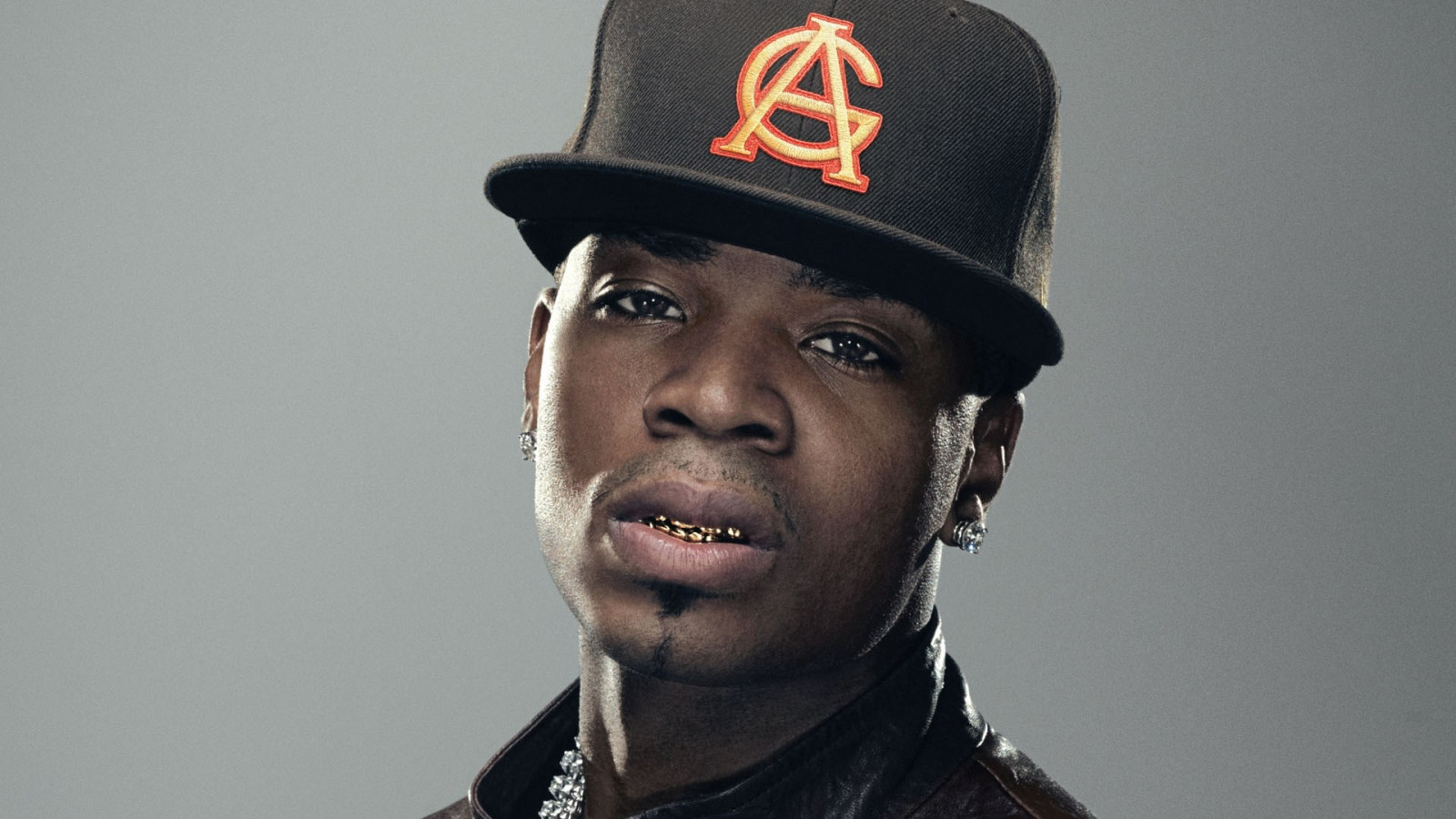 Wallpaper : plies, cap, teeth, earrings, jacket 1920x1080 - 4kWallpaper