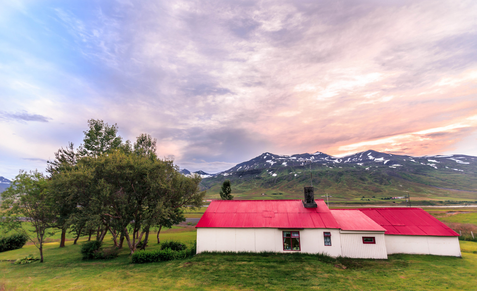 slunečnímu záření, stromy, krajina, západ slunce, kopec, Příroda, Červené, tráva, nebe, pole, fotografování, mraky, Dům, zelená, modrý, vesnice, večer, ráno, slunce, hospodařit, Kánon, ostrov, národní park, letní, stodola, Island, Drsný, azul, mount scenérie, Montana, chalupa, růž, slunce, majetek, Verano, mrak, Krásná, strom, flickr, Nový, hora, lučina, rostlina, vert, fotografie, cielo, naturaleza, mraky, Barvy, rojo, arboles, nebe, natur, pastvina, střecha, barvy, domů, berg, louka, Soleil, ciel, mraky, elegán, montagne, bleu, zajímavý, prostý, eos, bello, mraky, blau, b UME, letní, verde, arbres, vysočina, statek, Islande, manfrotto, venkov, horských reliéf, pohoří, stanice hill, meteorologický jev, klesl, nemovitost, pozemek pozemek, bonito, Islandia, Lowepro, interessant, alexandermani, interesante, ete, schon