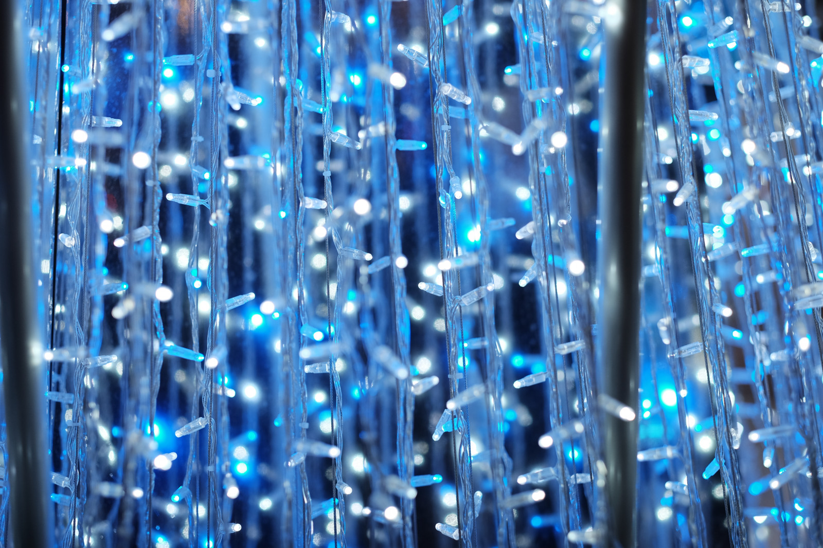 slunečnímu záření, noc, odraz, modrý, kruh, Vánoční osvětlení, Vzhled interiéru, Fujifilm, jp, světlo, osvětlení, osvětlení, čára, fuji, Fujinon, xf56mmf12r, xf56mm, Omotesando, XT1, Harajuku, výzdoba, vánoční dekorace, svítidlo