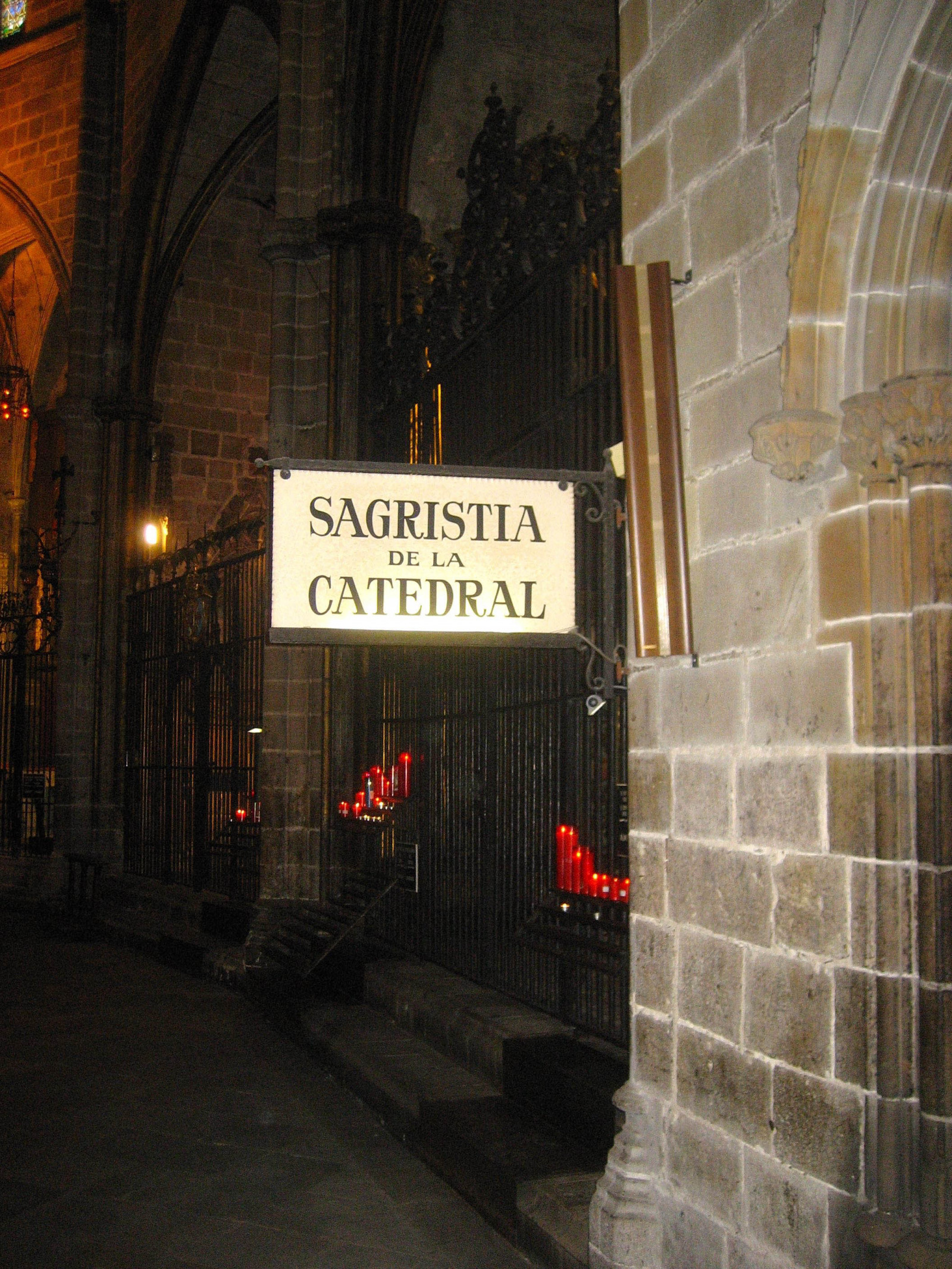 chrám, ulice, silnice, Barcelona, infrastruktura, alej, osvětlení, euorpe, katalonien, sagristiadelacatedral, urban area, turistická atrakce