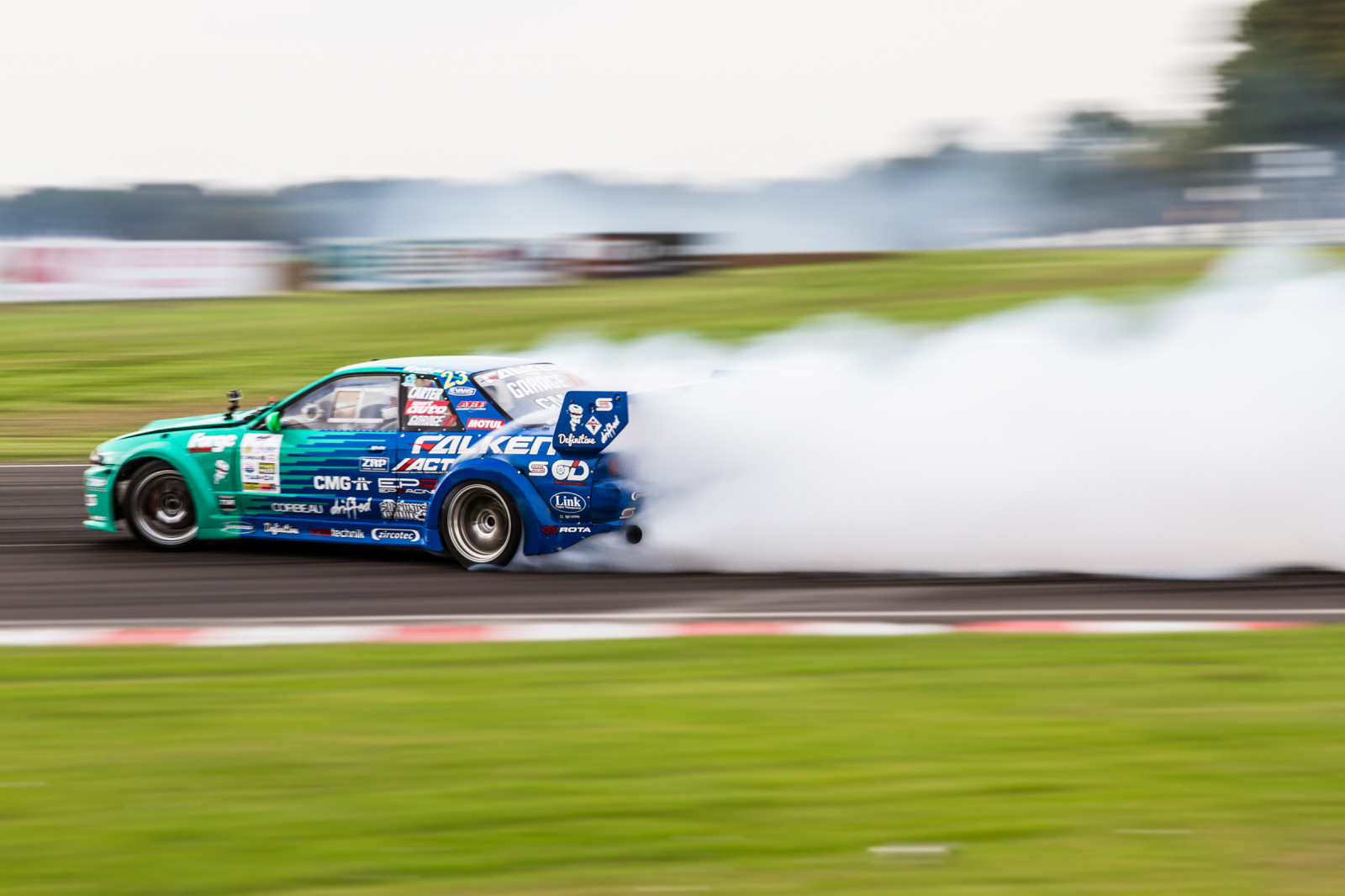 auto, vozidlo, Supercars, panoráma, Nissan, Kánon, Drifting, sportovní auto, závěj, Drifters, závodění, výkon auta, Silvia, Falken, 2014, UMĚNÍ, den, akce, cars, závod, představení, canon7d, motorsport, carshow, automotive, sportovní dějiště, automobilového designu, automobilový exteriér, závodní auto, závodiště, auto závodní, kompaktní vůz, motorové vozidlo, shromažďovací, Mistrovství světa rally, stock závodní auto, kovárna, carart, auto závodní, WRC, cestovních vozů, v plné velikosti vůz, Rallycross, touring závodní auto, Tomasz, lyžiny, Smyk, tomaszsmyk, Sigma1770dcoshsm, Castlecombe, endurance racing motorsport, sports car racing, time attack