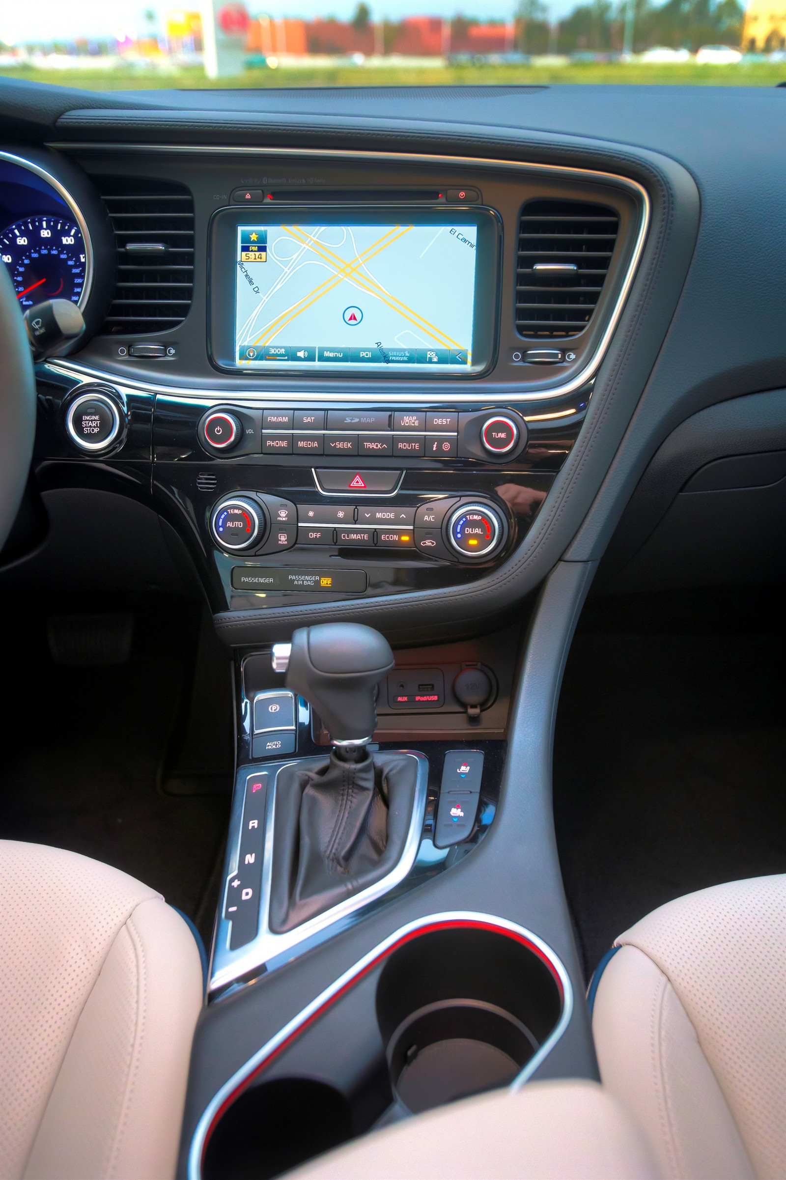 Auto, Fahrzeug, 2015, Limousine, Kia, Netcarshow, Netcar, Auto Bilder, Auto Foto, Optima Hybrid, Landfahrzeug, Automotive außen, Automobil machen, Luxusfahrzeug, Familienwagen, Kompaktwagen, Exekutivwagen, Mittleres Auto, Full-Size-Auto