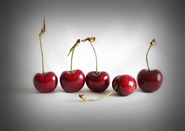 food,red,closeup,fruit,cherries,vignette