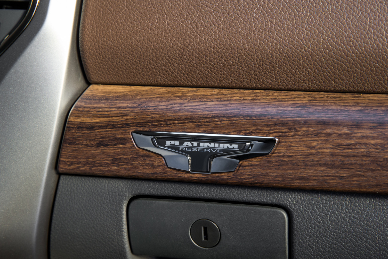 bil, køretøj, Nissan, rat, Sedan, netcarshow, netcar, bil billeder, bil foto, 2017, hjul, Titan Crew Cab, automotive exterior, bil make, luksus køretøj, kofanger