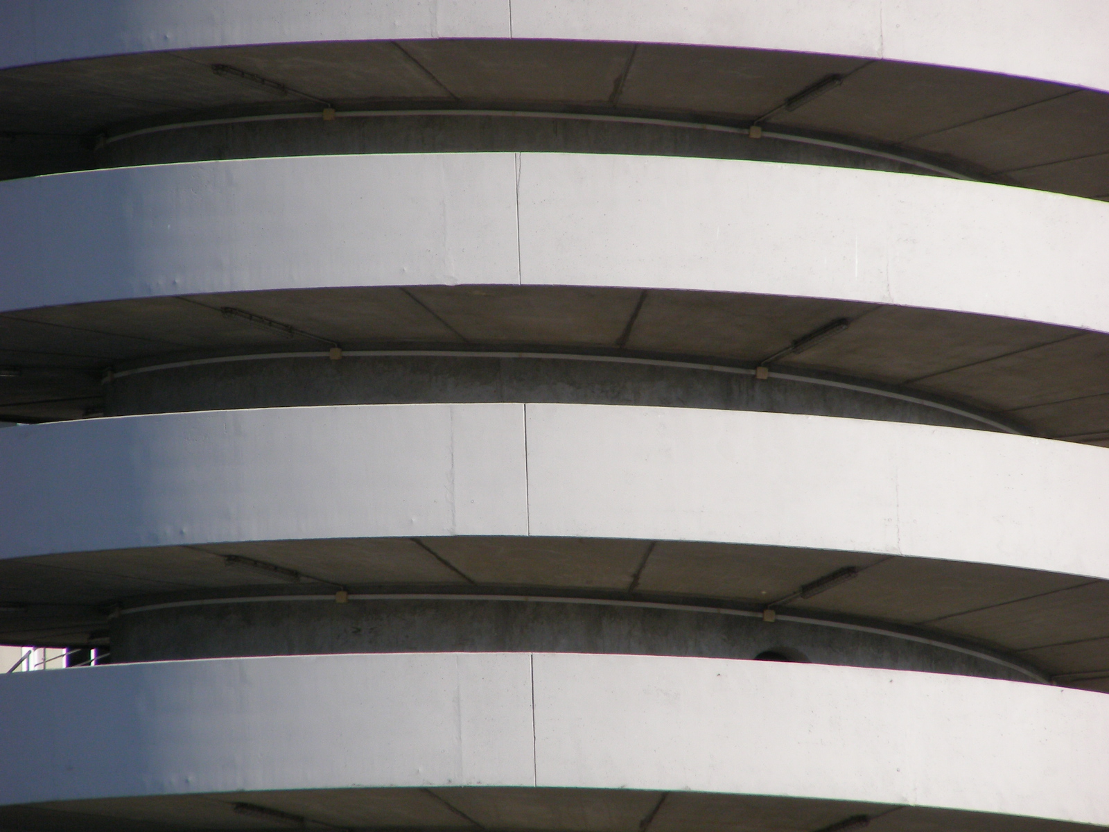 Itálie, architektura, budova, nebe, ocel, fotbal, oblouk, pneumatika, stadión, struktura, Milano, Milán, úhel, Lombardie, Italia, Fotbal, čára, strop, během dne, fasáda, lombardia, denní osvětlení, automotive pneumatiky, stadion, futbol, stoupání, w ochy, Boisko, Wlochy, Pilkanozna, Mediolan, Pi kano na, composite material