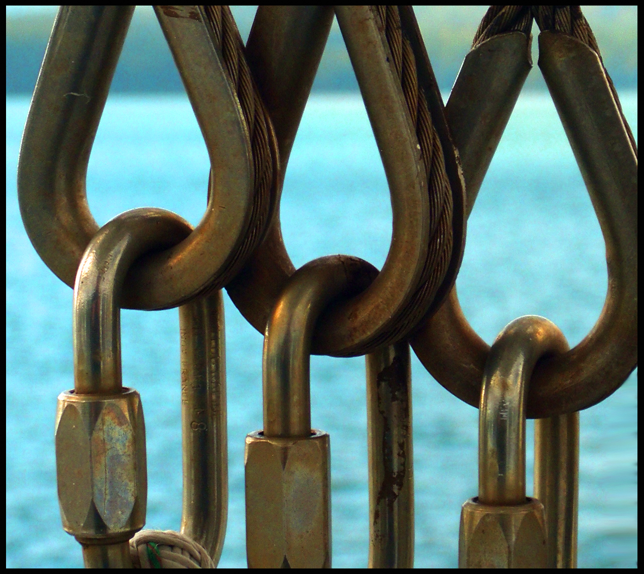 Wallpaper : ocean, eye, water, ferry, ship, loop, bracket, Cable, chain ...