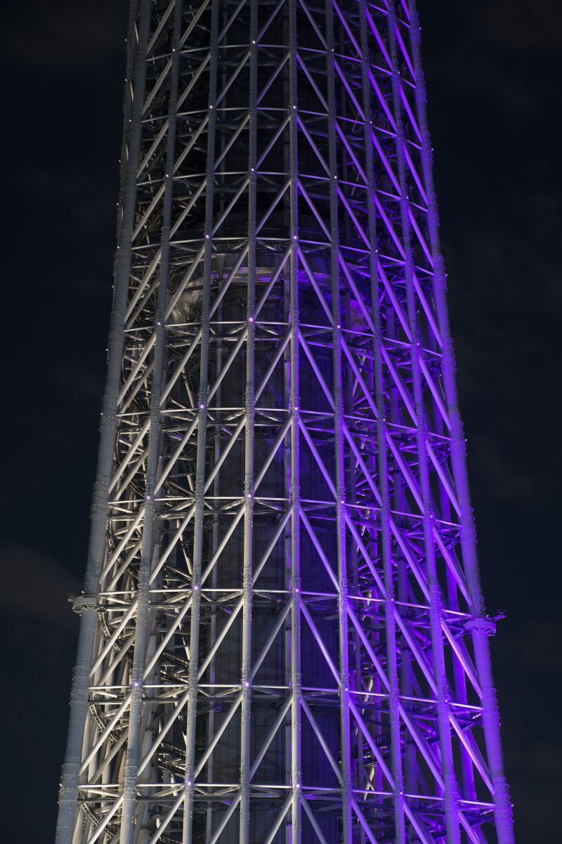 Japonia,noc,architektura,odbicie,symetria,drapacz chmur