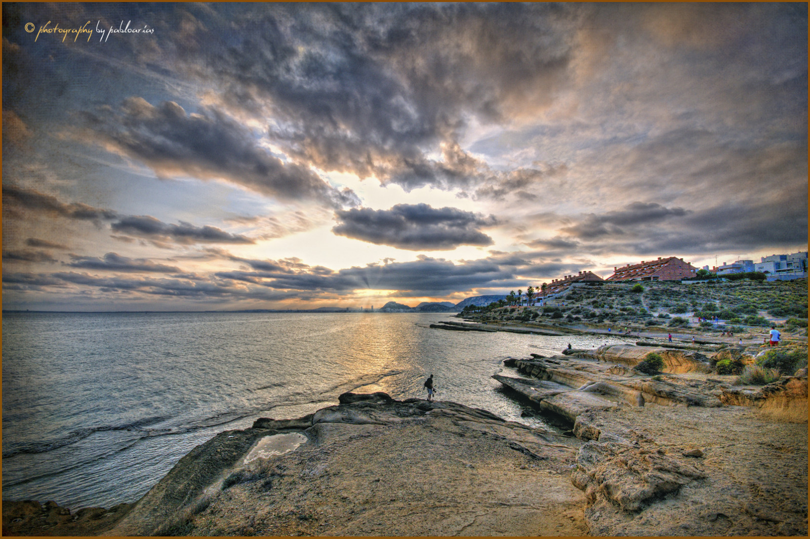 slunečnímu záření, krajina, západ slunce, moře, voda, Skála, Příroda, pobřeží, odraz, nebe, pláž, svítání, uklidnit, večer, ráno, pobřeží, HDR, Španělsko, horizont, soumrak, mrak, svítání, oceán, vlna, cielo, naturaleza, mraky, mar, agua, nikond300, Photomatix, sigma1020, amigos, ol tusfotos, alicante, olequebonito, greatmanipulart, grouptripod, goldenvisions, pabloarias, atardeceres, espana, jezero, tělo z vody, meteorologický jev, mys, vstupní, bufet, cabohuertas, kddsflickr, coastal and oceanic landforms