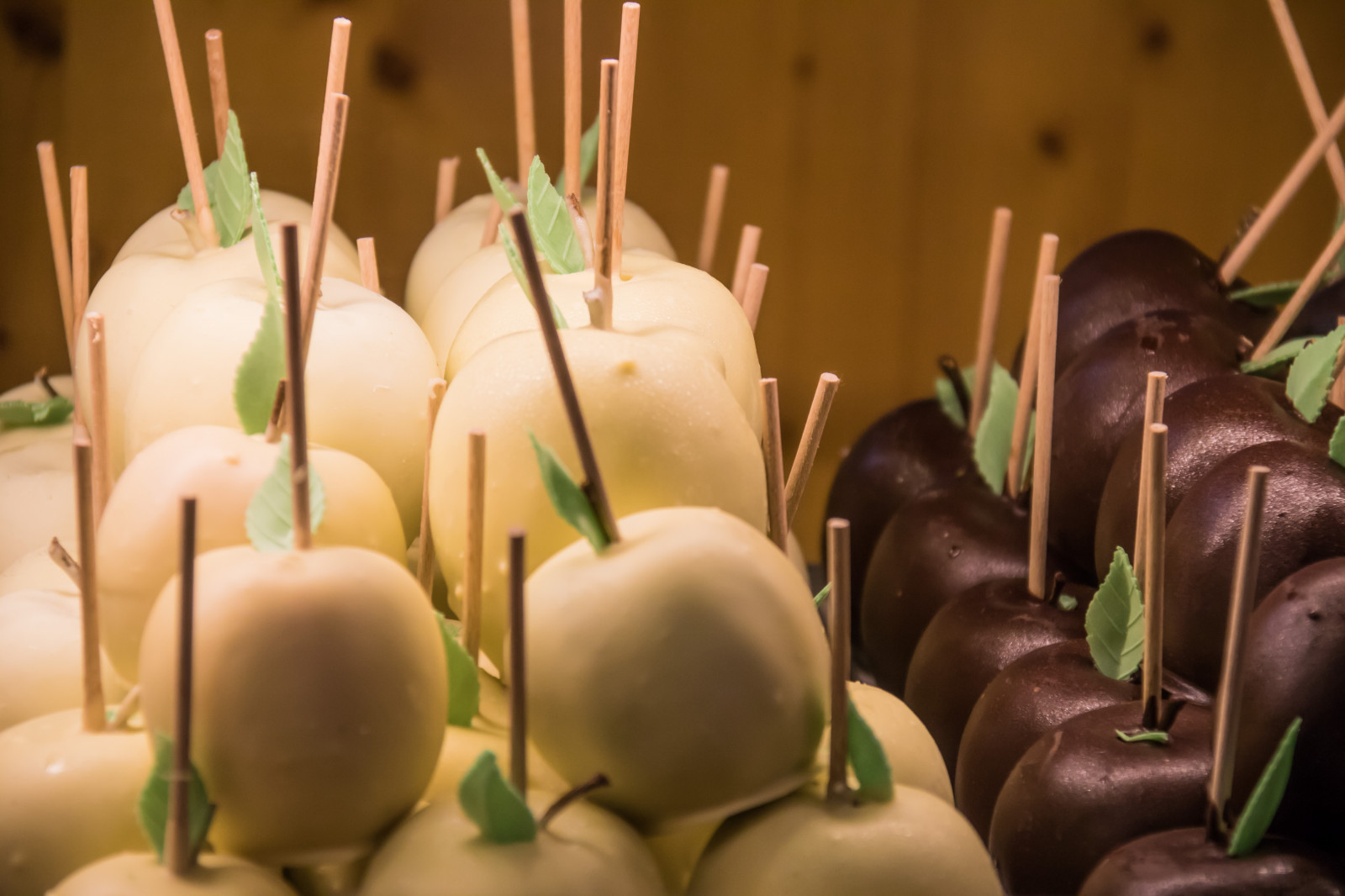 jídlo, zelená, Německo, Vánoce, květ, rostlina, Vánoce, vánoční trh, července, Německo, deutschland, Rostock, julmarknad, exif modelu canoneos760d, geocountry, Kamera aby kánon, geocity, Model fotoaparátu canoneos760d, geostate, geolocation, EXIF čočka efs18200mmf3556is, EXIF otvor 56, exif aby kánon, exif focallength 155mm, exif isospeed 1000, weinachtsmarkt, vyrobit, suchozemská rostlina, kvetoucí rostlina