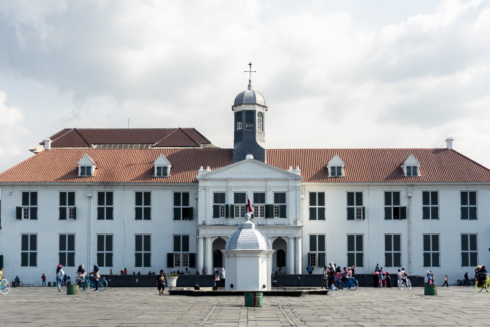 jakarta zdarma