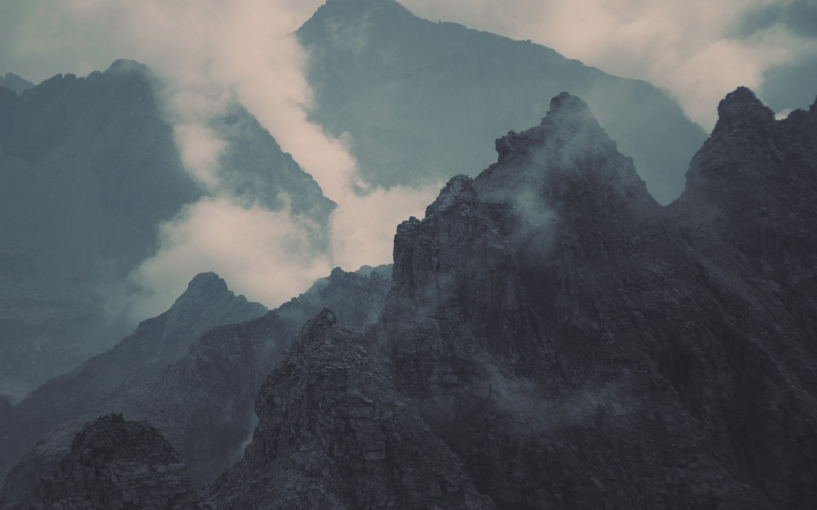 landskab, natur, himmel, solopgang, tåge, dal, ødemark, Alperne, topmøde, ryg, Terræn, Sky, bjerg, vejr, daggry, skærmbillede, atmosfærisk fænomen, atmosfære af jord, bjergrige landskabsformer, landskabsform, geografisk funktion, geologisk fænomen, bjergkæde