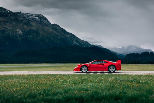 car,red,Ferrari,Ferrari F40