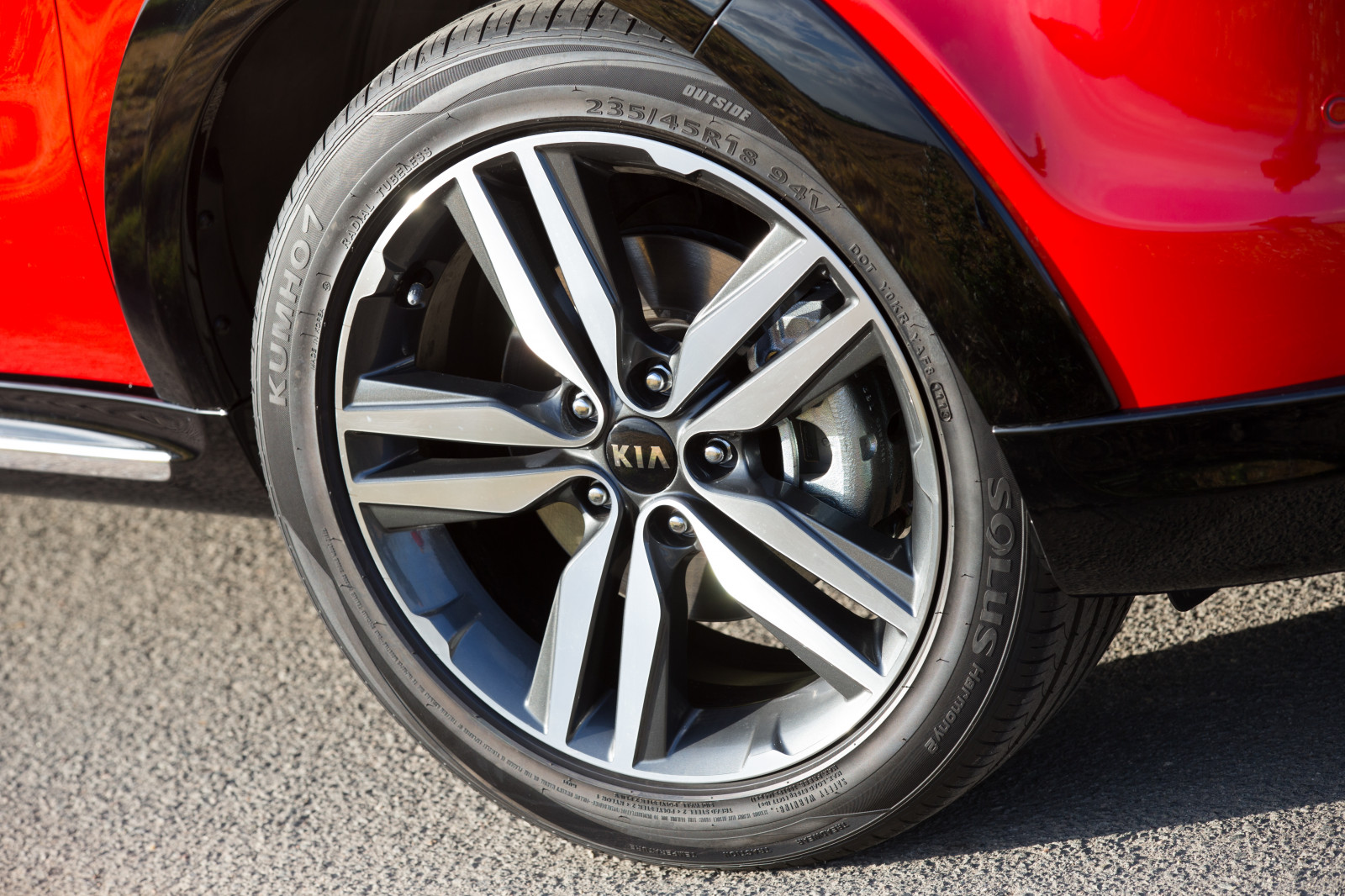 auto, vozidlo, sportovní auto, pneumatika, 2015, Kia, netcarshow, netcar, obrázky vozidel, photo auto, Duše Europe version, kolo, okraj, superauto, pozemní vozidla, automobilového designu, automobilový exteriér, automobil make, luxusní vůz, automotive pneumatiky, sportovní užitkové vozidlo, mluvil, kola z lehkých slitin