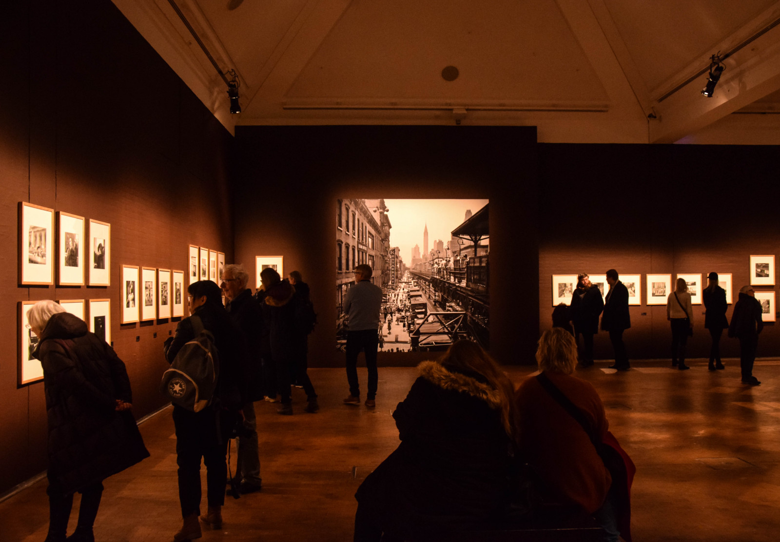 noc, fotografování, večer, Švédsko, muzeum, Sverige, UMĚNÍ, sk nel n, se, helsingborg, výstava, Dunkers, dunkerskulturhus, umělec, fotografi, UTST llning, focení, Vivian Maierová, phtotoexhibition, turistická atrakce, galerie umění, umělecká výstava