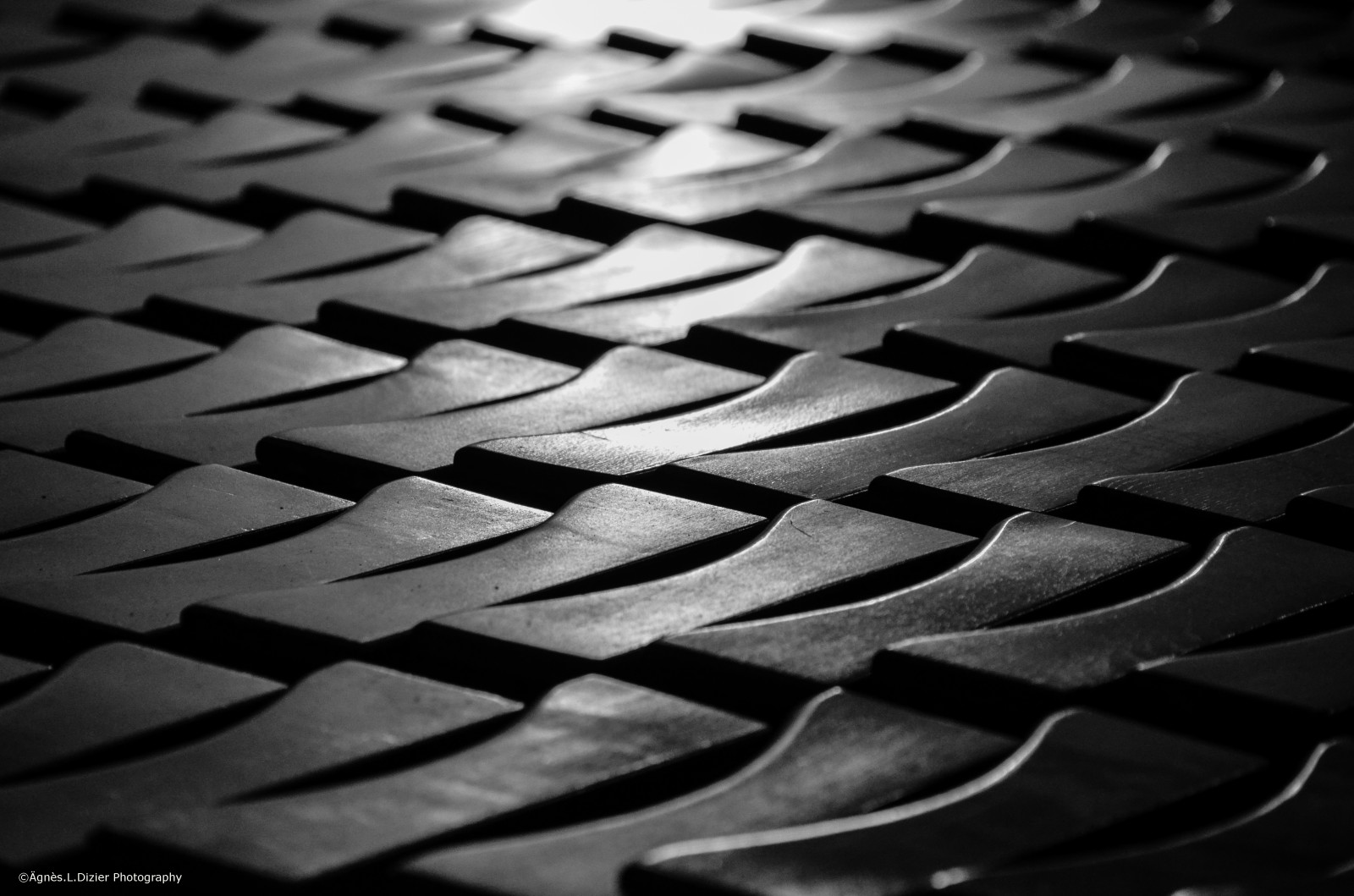 hvid, sort, monokrom, fotografering, træ, symmetri, stol, mønster, metal, struktur, noir, vinkel, lys, linje, række, italie, blanc, nikond7000, bois, computer tapet, sort og hvid, monokrom fotografering, tæt på, makrofotografering, stadig liv fotografering, nivellering, chaiselong, Padova, justering, rækkevidde, stock photography