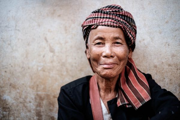 temple,people,old,portrait,Asia,red