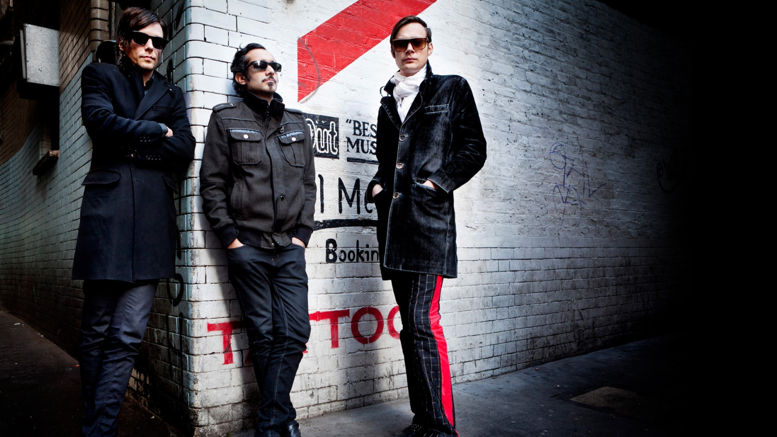 ulice, brýle, stěna, silnice, Gentleman, džíny, bunda, kapela, Denim, móda, oblečení, oblek, svrchní oděvy, Dobrý dobrý špatný