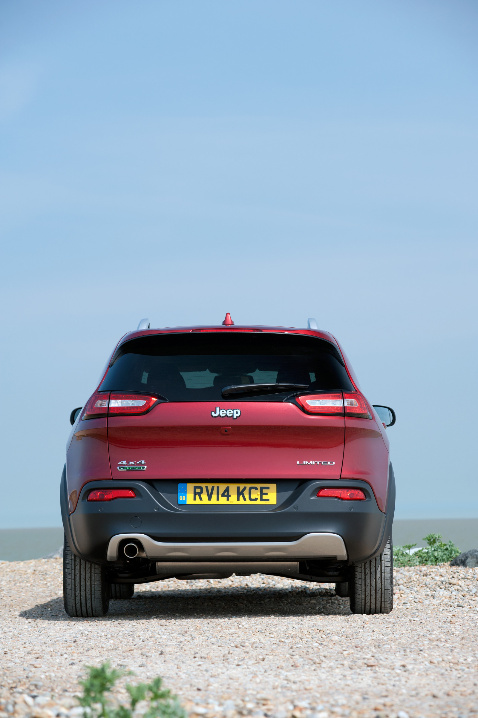 coche, vehículo, Jeep, Show de net, Netcar, Imágenes del coche, Foto del coche, 2016, Versión Cherokee del Reino Unido, Vehículo terrestre, Diseño automotriz, Exterior del automóvil, coche de carreras, Marca de automóvil, Vehículo de lujo, Coche de la familia, Coche de la ciudad, Vehículo utilitario deportivo