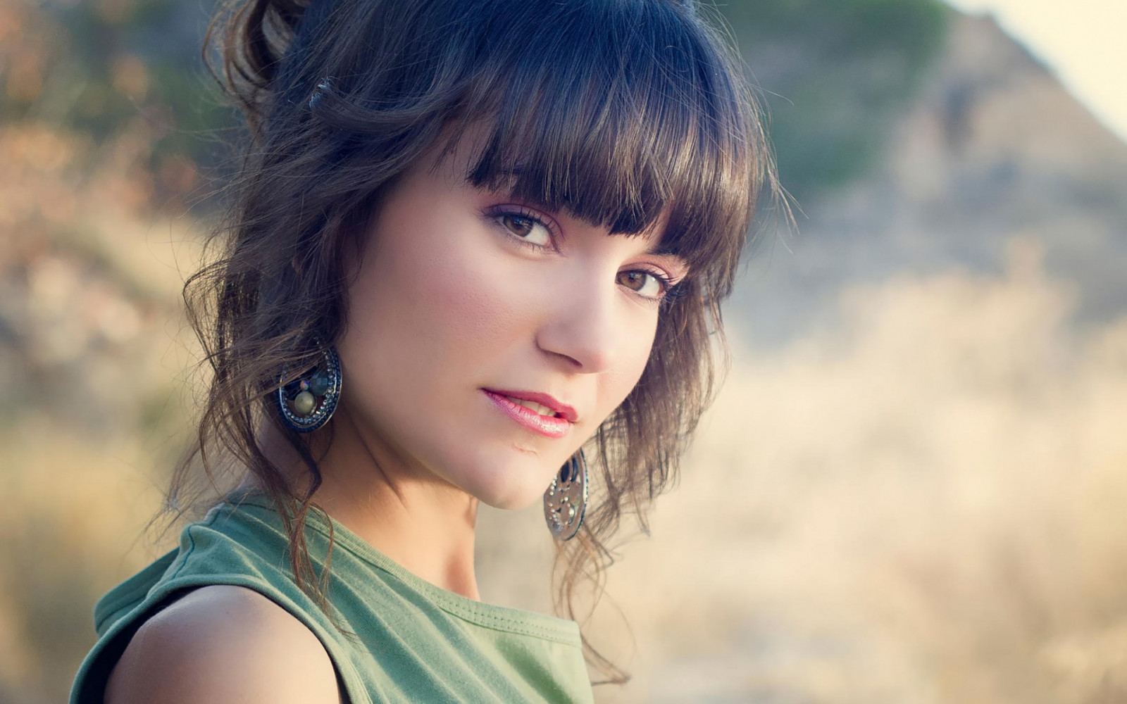 tvář, ženy, model, portrét, bruneta, fotografování, modrý, vlasy, emoce, jaro, Osoba, kůže, hlava, barva, dítě, dívka, krása, usměj se, oko, žena, fotografie, blond, 1920x1200 px, portrétní fotografie, focení, hnědé vlasy, mimika, orgán, zblízka