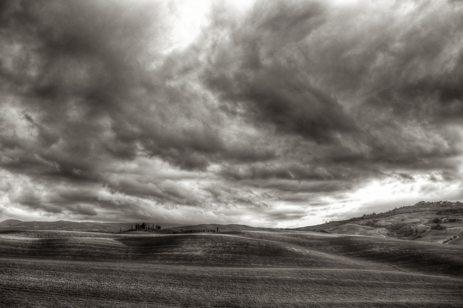 slunečnímu záření, bílý, černobílý, moře, nebe, horizont, atmosféra, 2013, mrak, počasí, vlna, tma, nikond3100, natura, bestcapturesaoi, paesaggio, nuvole, besteverexcellencegallery, Valdorcia, atmosférický jev, Černý a bílý, monochromatické fotografování, meteorologický jev