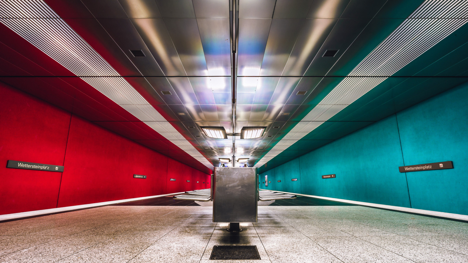 lys, arkitektur, rød, interiør, futuristisk, symmetri, moderne, geometri, Sony, linjer, undergrundsbane, München, metro, underjordisk, struktur, infrastruktur, vinkel, KUNST, fullframe, station, linje, loft, Ubahn, architektur, geometrie, rør, scifi, vollformat, sonyalpha, hovedstadsområde, dagslys, offentlig transport, architecturephotography, symmetrie, teamsony, offentlig transport, metrostation, publicstation, sonyfe16354zaoss, sonyilce7, fixed link