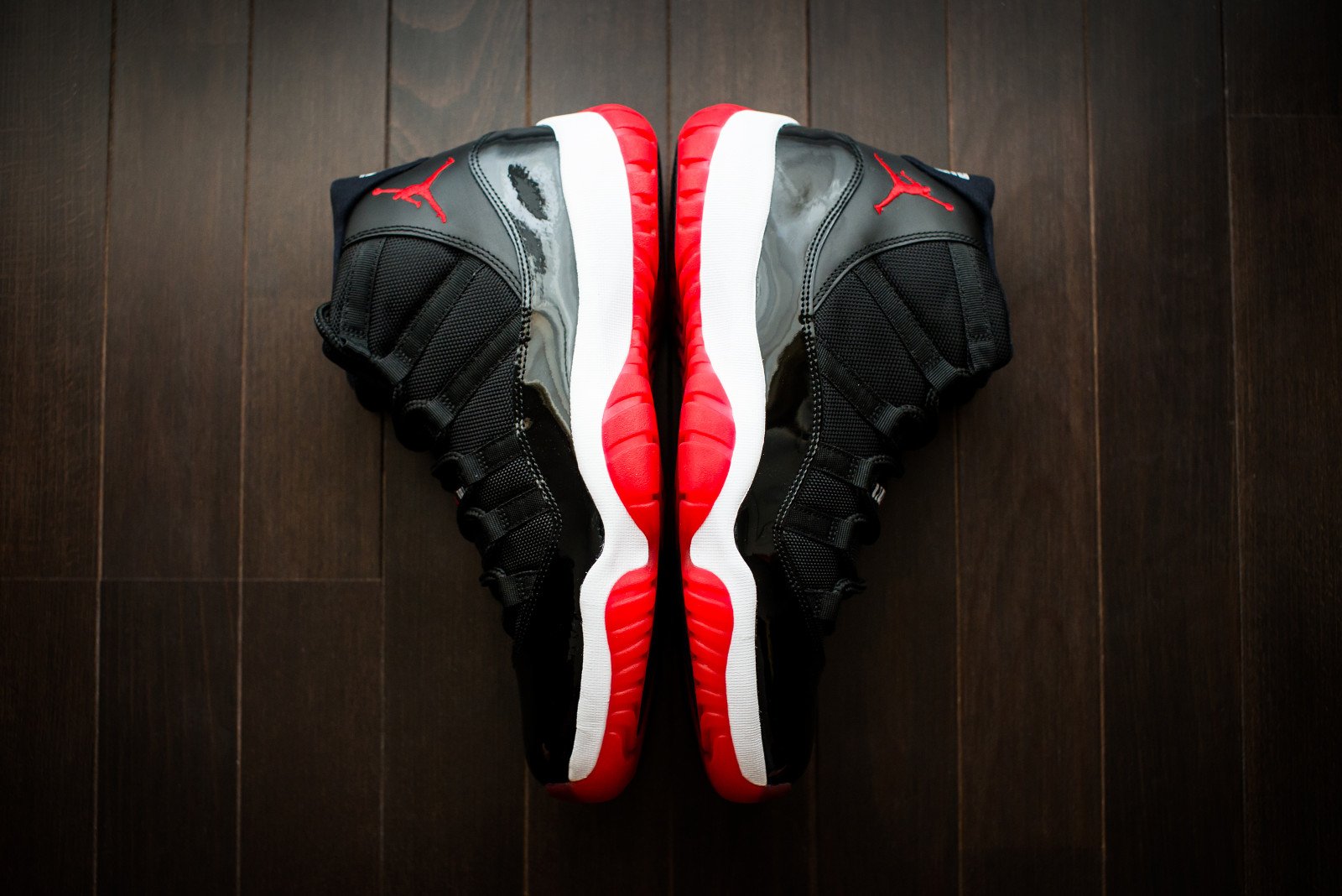 Wallpaper : red, white, black, outerwear, glove, product, shoe, design