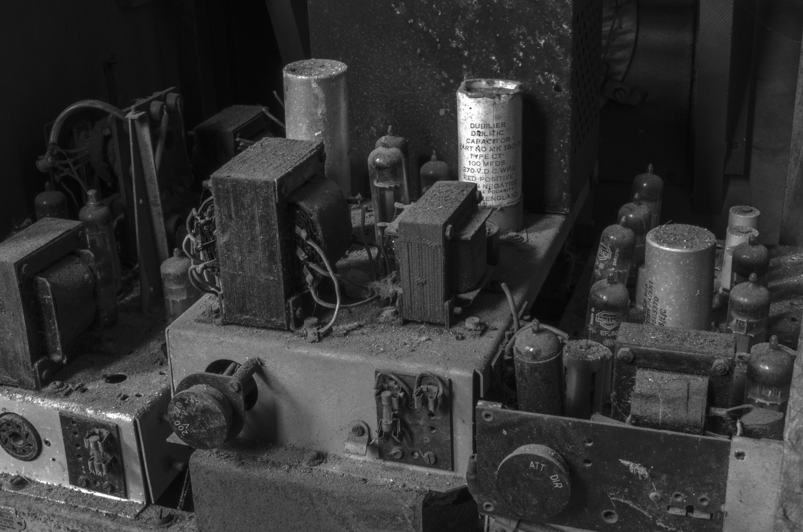 เก่า, ขาวดำ, เมือง, ถูกทอดทิ้ง, โลหะ, เต็นท์, โทรทัศน์, การสลายตัว, สำรวจ, ตัวเก็บประจุ, วาล์ว, urbex, ยิปซี, สายไฟ, การสลายตัว, ดำและขาว, ถ่ายภาพขาวดำ, ถ่ายภาพนิ่ง, ดัดลีย์, โทรทัศน์, ไฟฟ้า