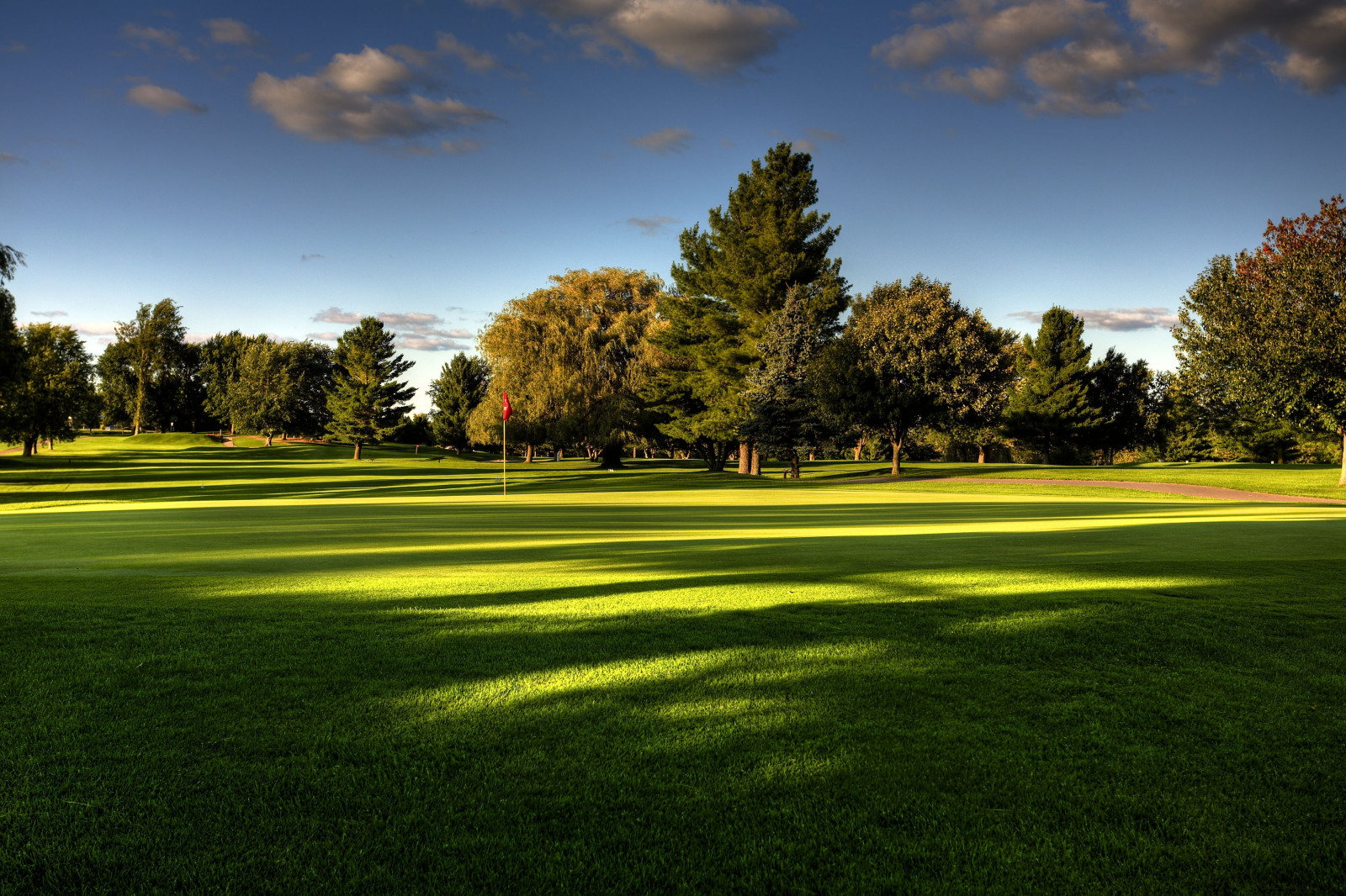 Wallpaper : halaman rumput, bidang, golf, pohon 4142x2762 - wallpaperUp