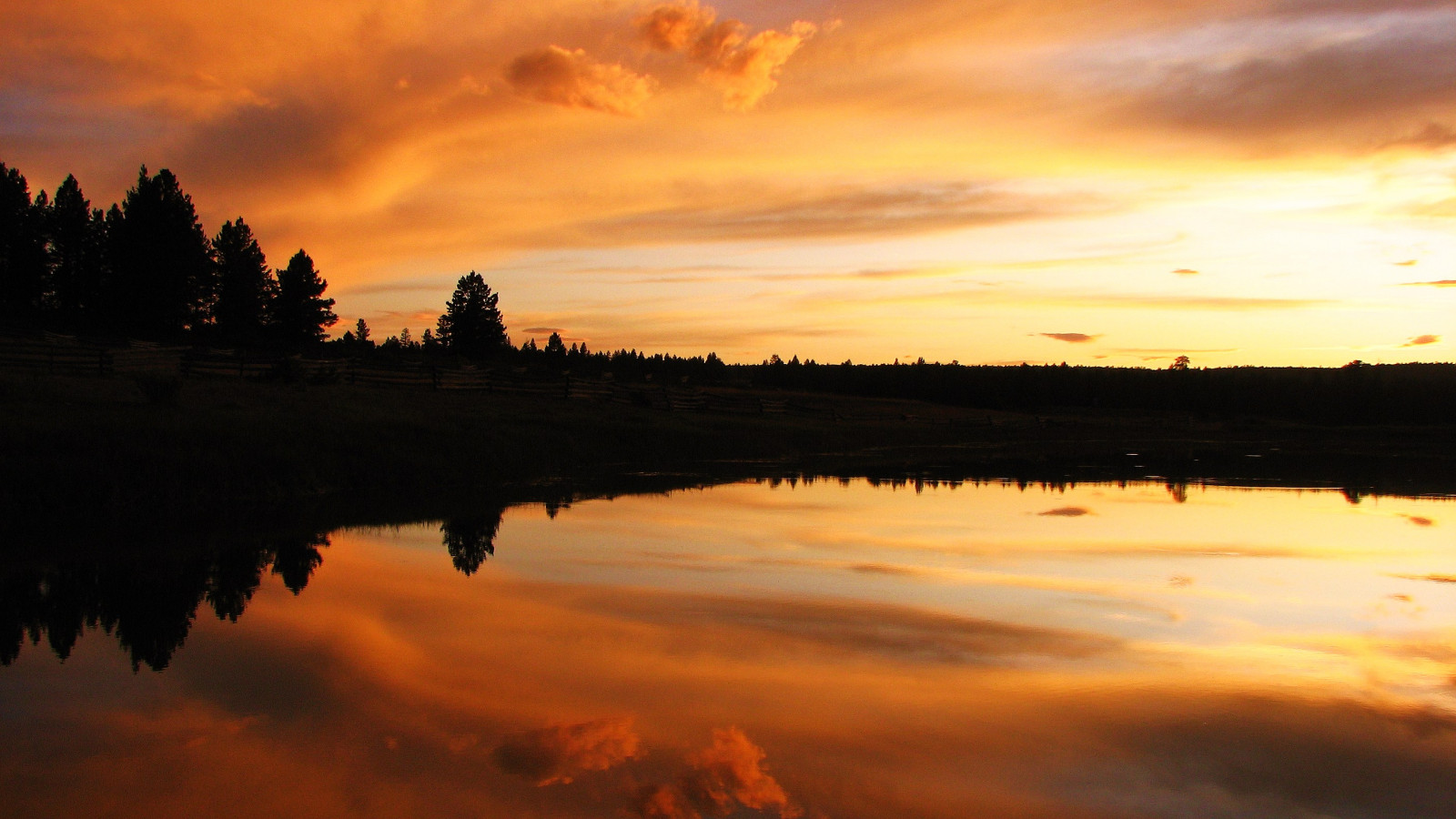 slunečnímu záření, západ slunce, moře, Příroda, odraz, nebe, svítání, večer, ráno, slunce, Kánon, horizont, atmosféra, Utah, soumrak, mrak, svítání, fotocompetition, fotocompetitionbronze, fotocompetitionsilver, souboj, duelgroup, atmosférický jev, odlesk, červená obloha v dopoledních hodinách