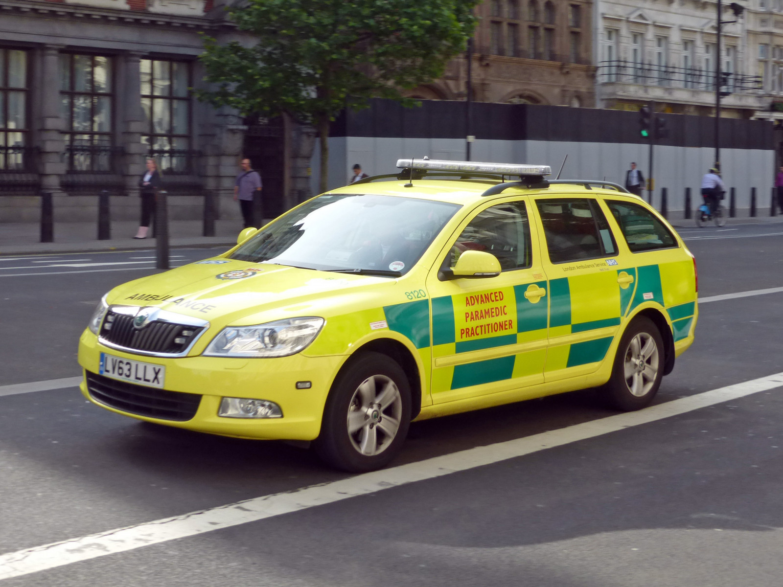 Londýn, záchranná služba, servis, záchranář, Zdravotník, zdravotnice, Skoda, Octavia, pokročilý, praktik, 8120