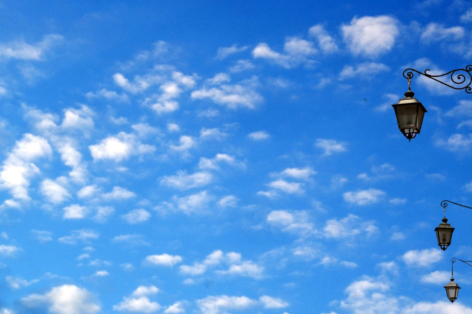 blau, Himmel, Lampe, Wolken, Nuvole, Blu, Cielo, Azzurro, Lampioni, Imperia, 2011, Portomaurizio
