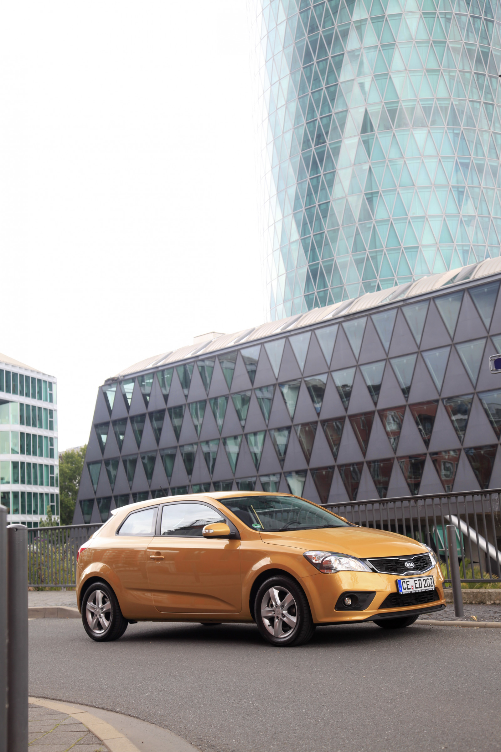 bil, køretøj, sportsvogn, 2013, Sedan, Kia, netcarshow, netcar, bil billeder, bil foto, hjul, Pro CEED EcoDynamics, superbil, jord køretøj, bildesign, automotive exterior, bil make, luksus køretøj, familie bil, kompakt bil, udøvende bil, midten størrelse bil