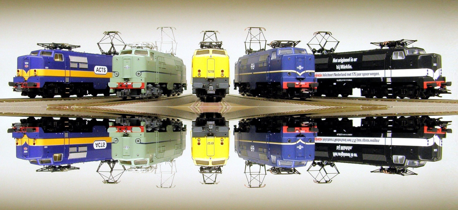 ns, turchese, Esplorare, Geel, Roco, Atti, grijs, MCH, M rklin, Eetc, Berlijnsblauw, Modelbouwcentrumhilversum