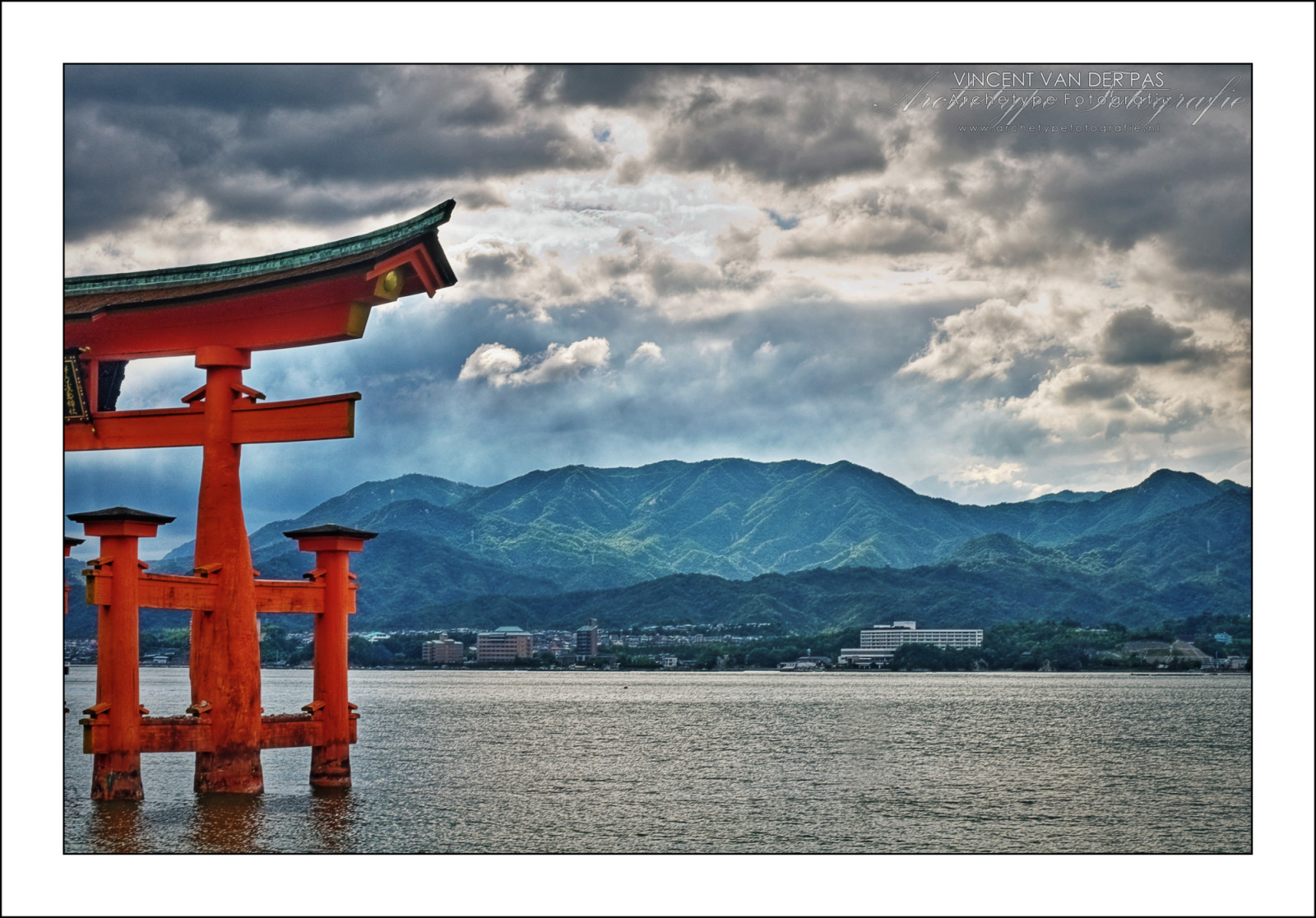 light, orange, mountain, mountains, Japan, clouds, point, photography, pagoda, photo, foto, fotografie, cloudy, Miyajima, CC, photograph, creativecommons, Nippon, af, HDR, cloudysky, Itsukushima, flickrphoto, bhuddism, flickrimage, pointingout, flickrphotography, vincentvanderpas, archetypefotografie