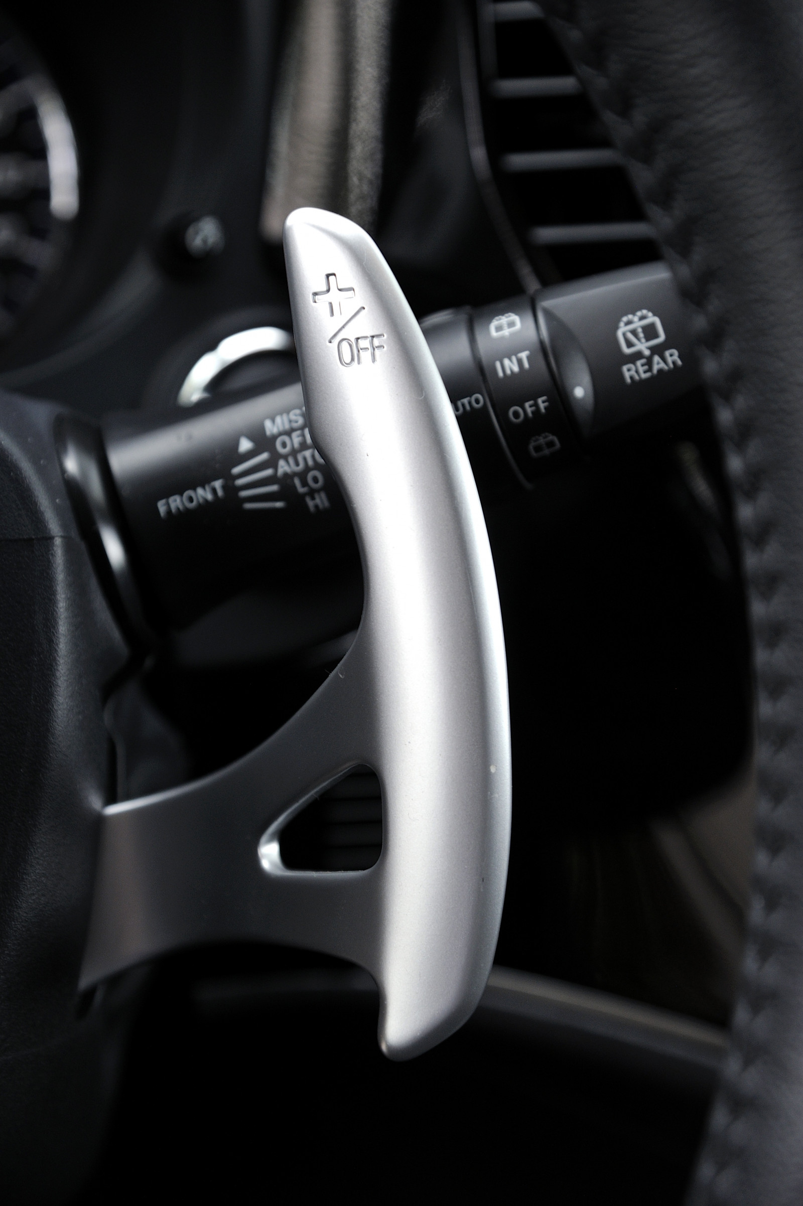 auto, vozidlo, pneumatika, mitsubishi, 2013, volant, Outlander, netcarshow, netcar, obrázky vozidel, photo auto, kolo, okraj, pozemní vozidla, automobilového designu, automobilový exteriér, automobil make, městské auto, sportovní užitkové vozidlo, řízení part, řadicí páka