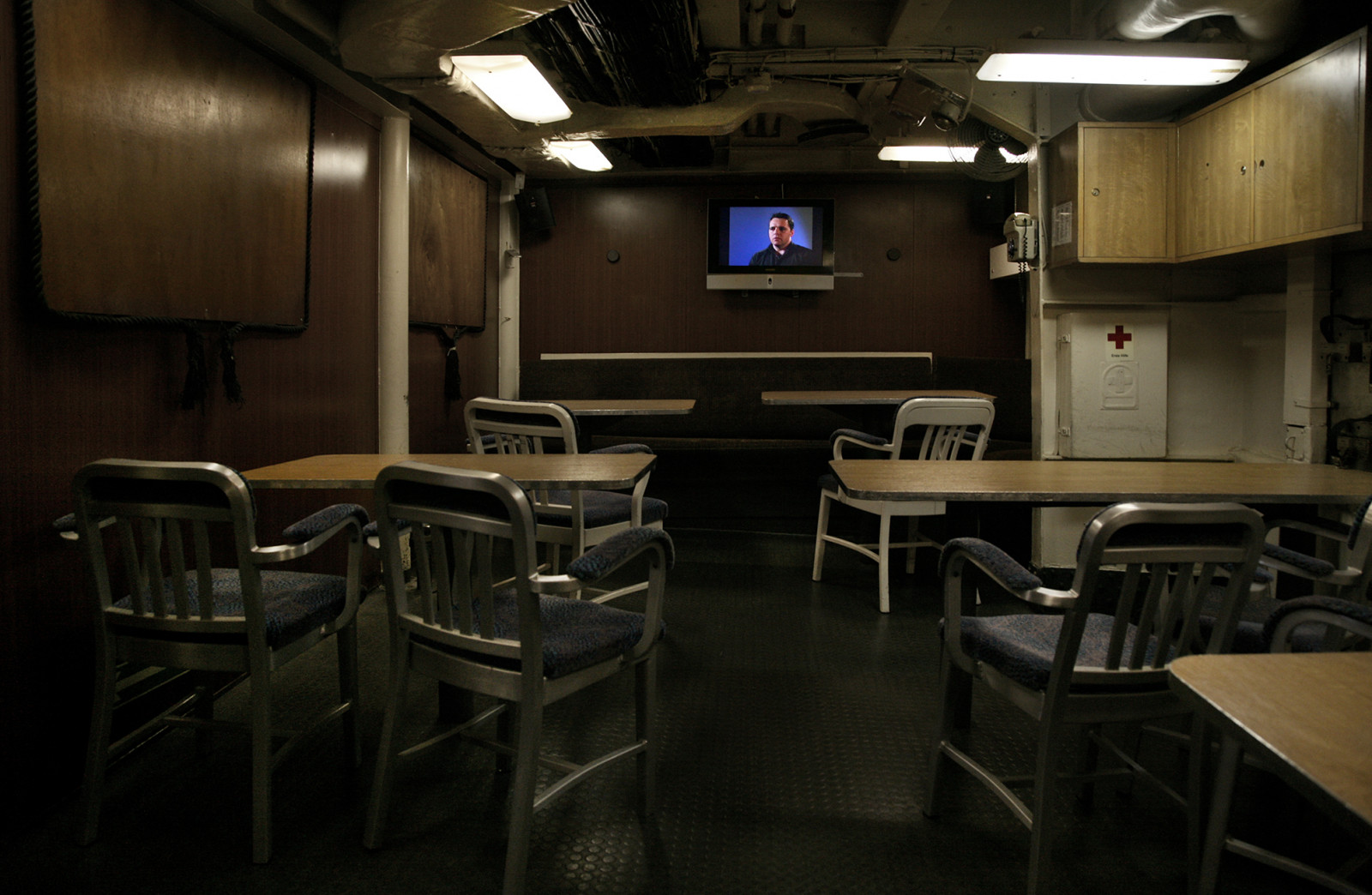 televize, Vzhled interiéru, válečná loď, tma, Wilhelmshaven, raperre, Deutschesmarinemuseumwilhelmshaven, A354abefin1300