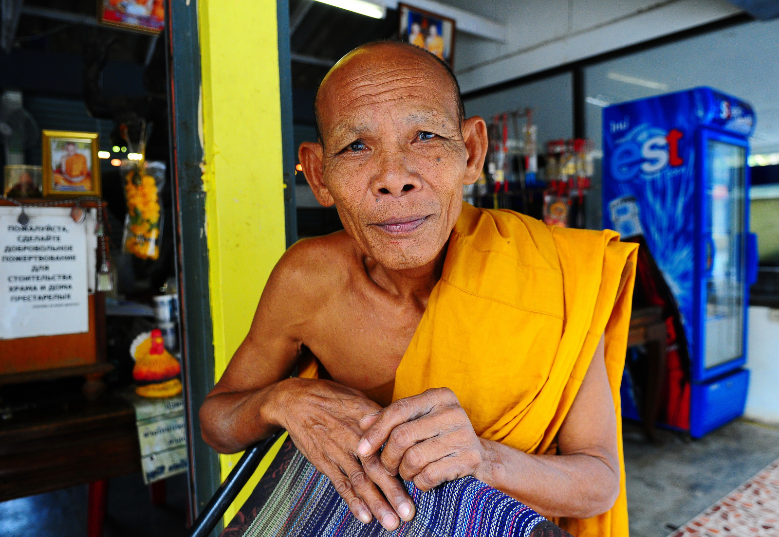 ulice, modrý, oranžový, žlutý, oči, Nikon, streetphotography, mnich, uklidnit, džungle, NIKKOR, est, D300, 175528, streetphotographyjunglestyle